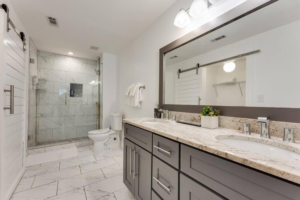 Luxury Atlanta Home - Self Check-In Pet Friendly Free Parking 外观 照片